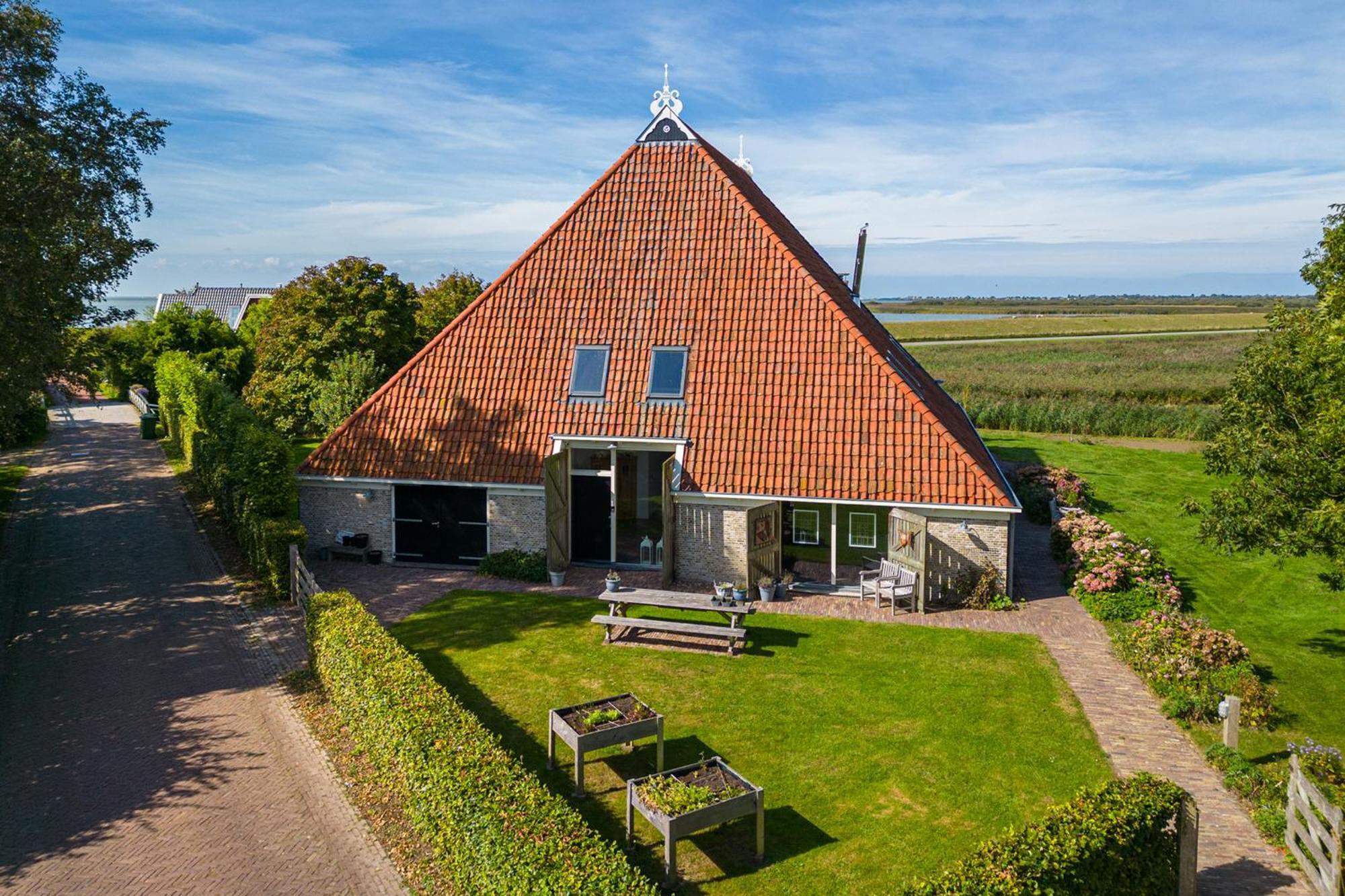 Iselmarpleats Comfortabele Studio Met Badkamer Gaast Bagian luar foto